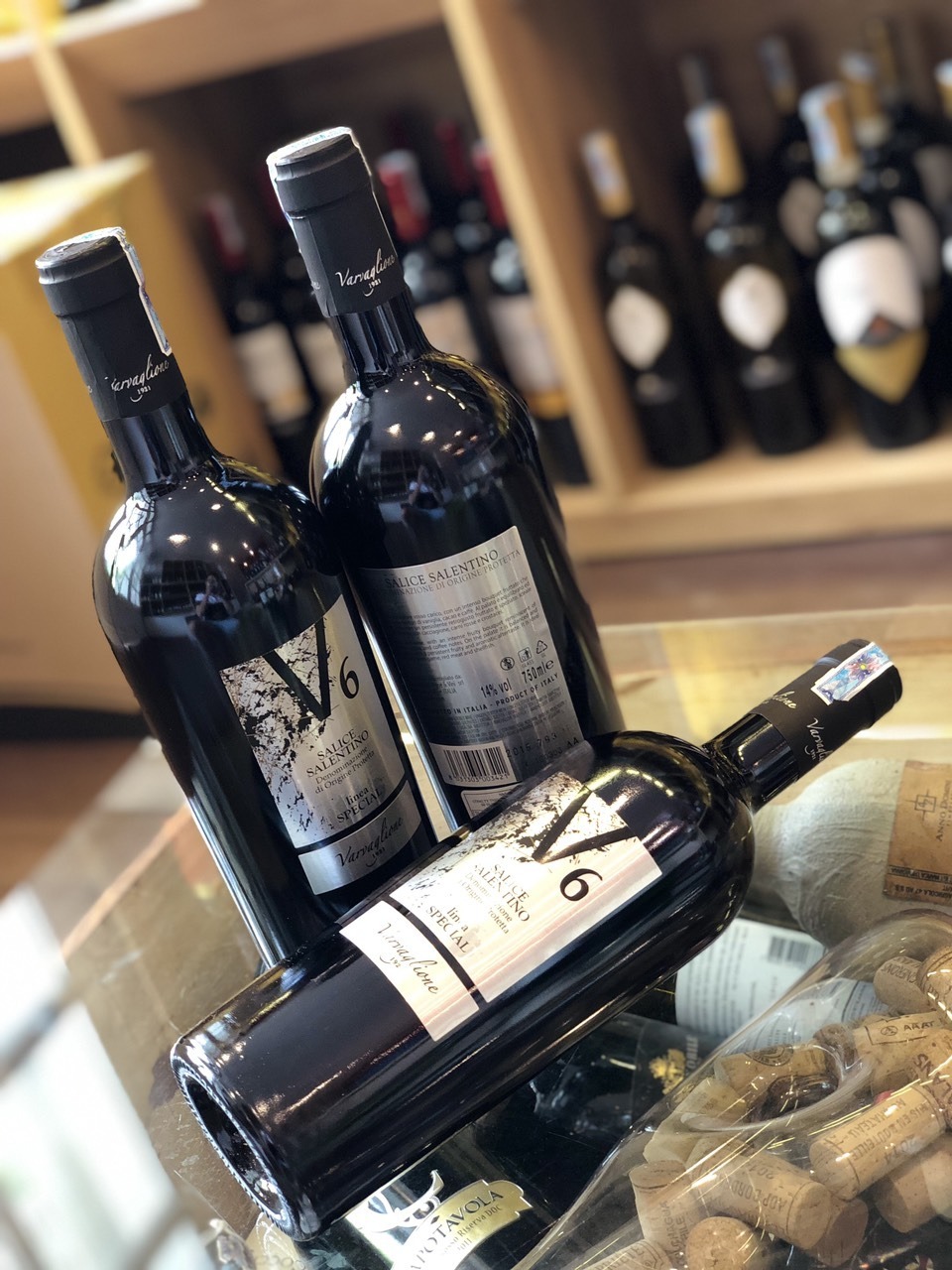Rượu Vang V6 Salice Salentino- Gía tốt nhất Thị trường