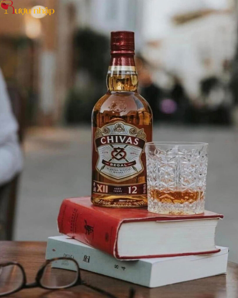 Rượu Chivas 12 năm