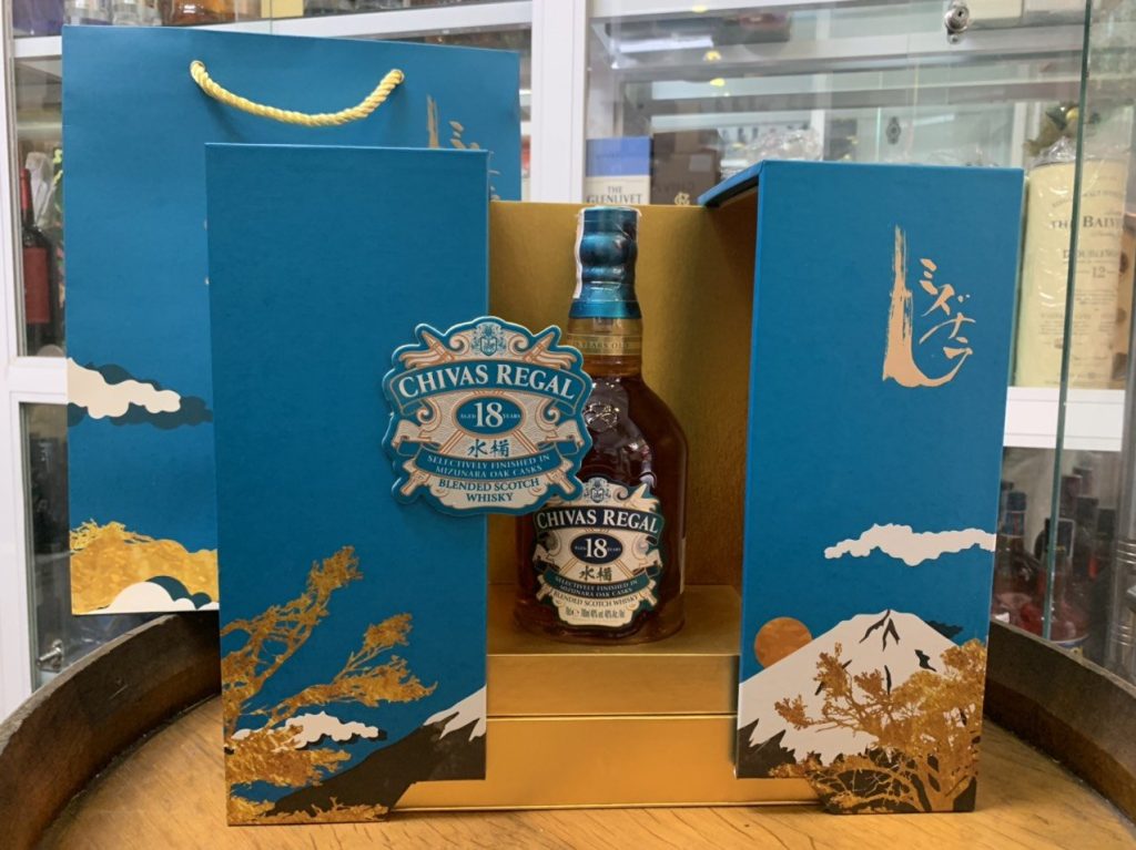 rượu Chivas 18 Hộp Quà Nhật Mizunara