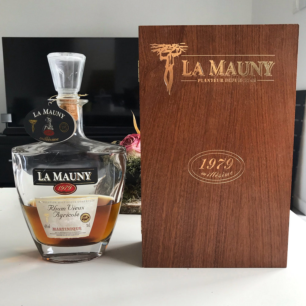 Rượu Rum La Mauny 1979 Rượu Rum La Mauny 1979
