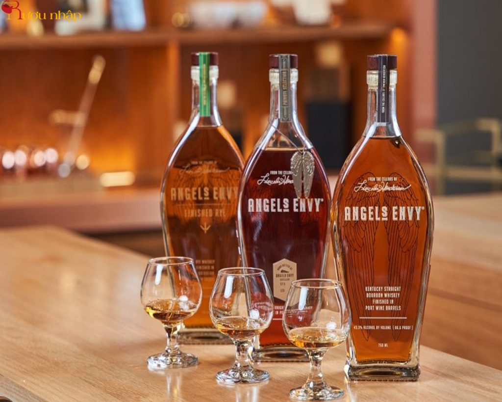 Rượu Angel’s Envy Bourbon Port Cask