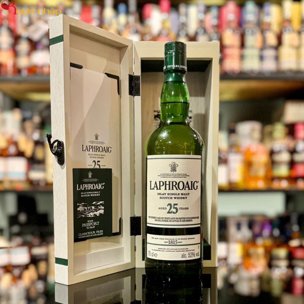 Rượu Laphroaig 25 năm