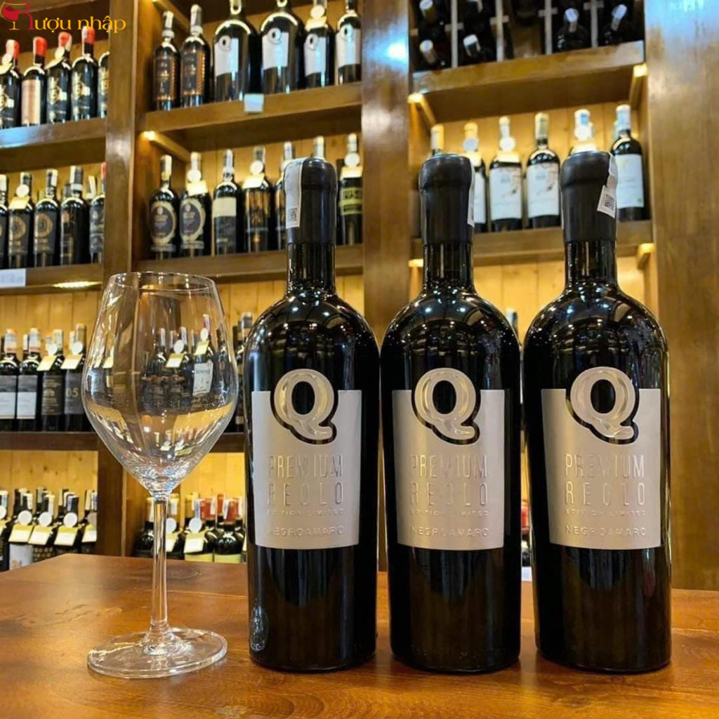Rượu Vang Q Premium Reolo Negroamaro