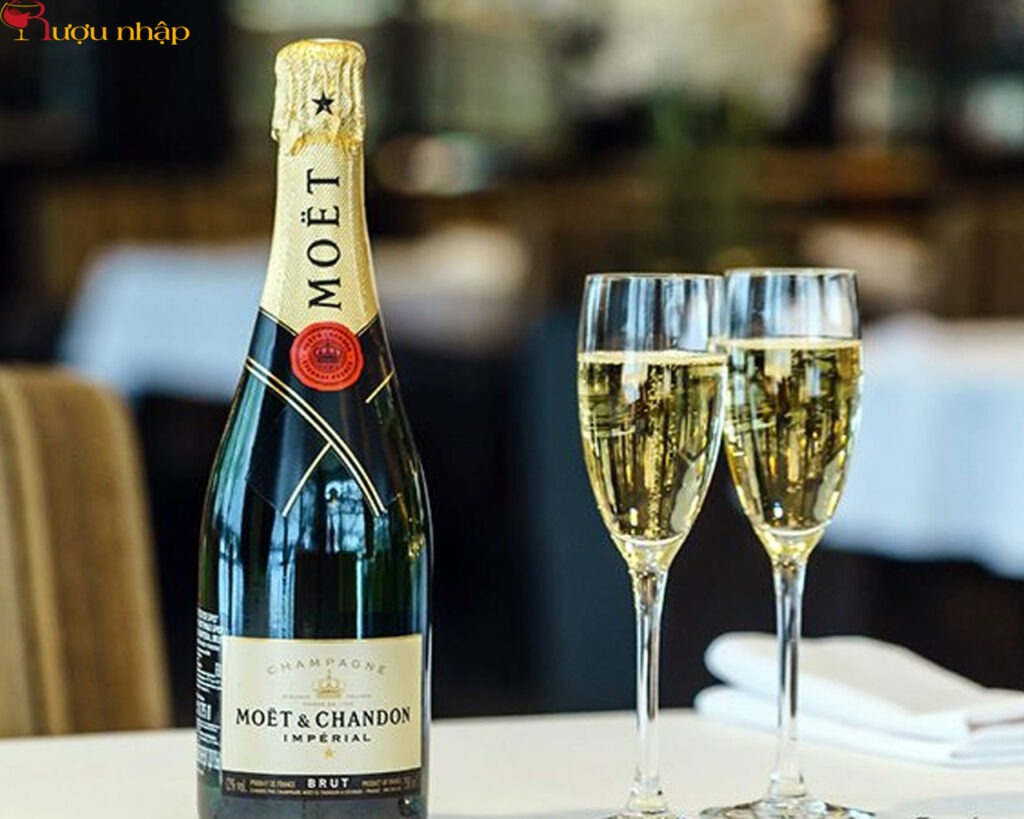 Rượu Champagne Moet & Chandon Brut (trắng)