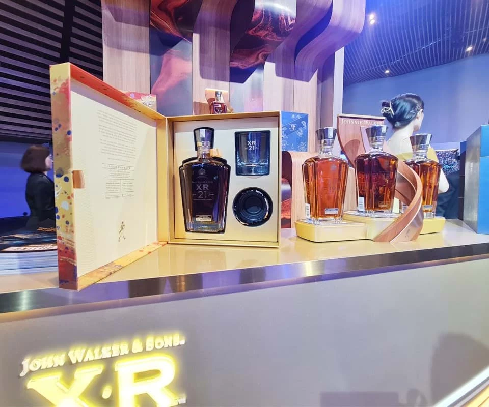 XR 21 hop qua tet 2023