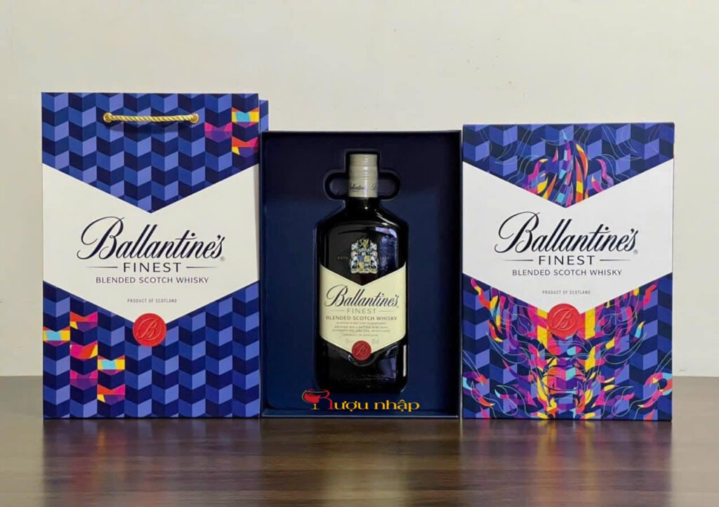Ballantine’s Finest Hộp Quà Tết 2024 Rượu Ballantine’s Finest hộp quà tết 2024 Giáp Thìn