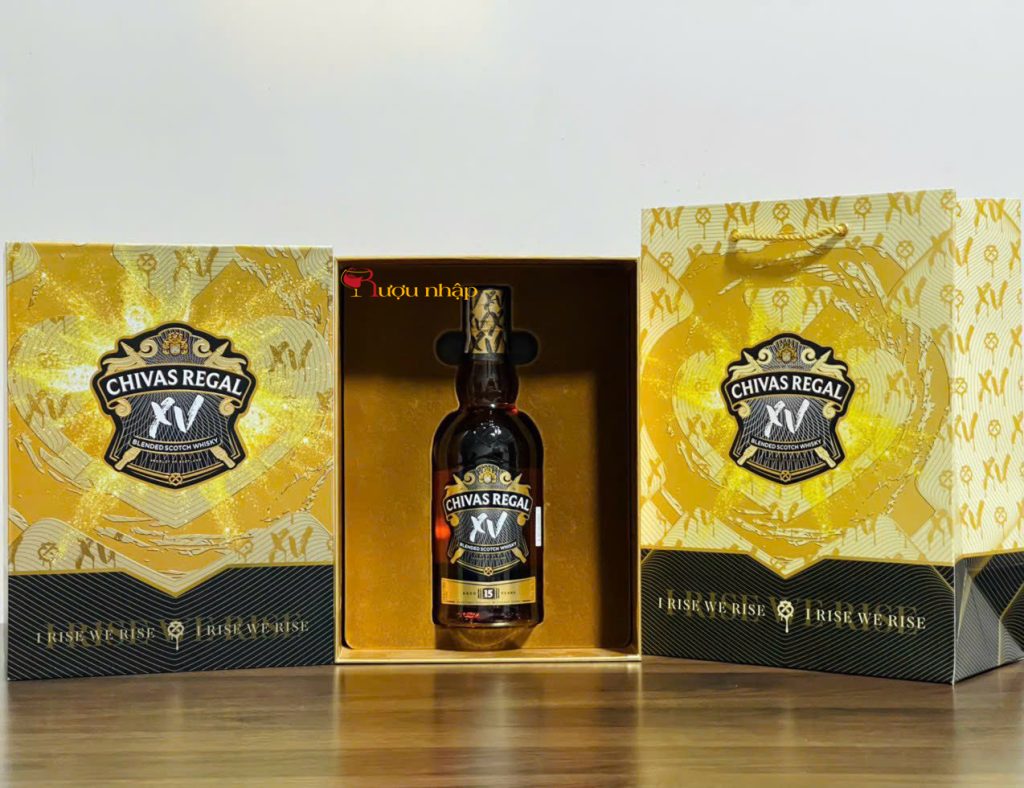 Rượu Chivas XV 15 năm hộp quà Tết 2024
