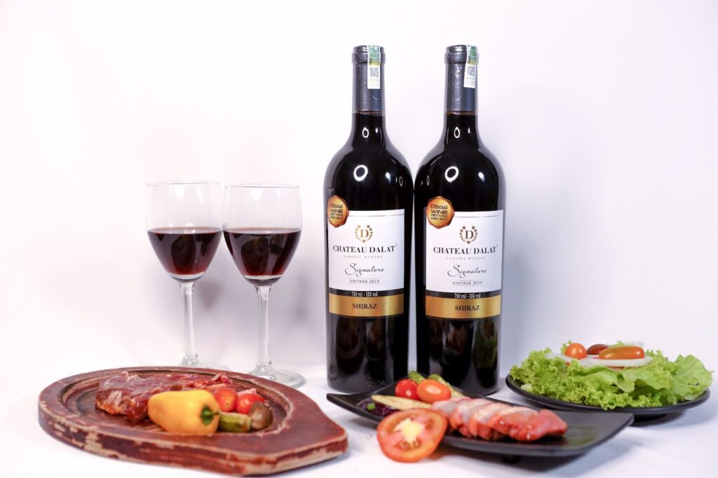 Nồng độ cồn thấp nhất và cao nhất của rượu vang là bao nhiêu?